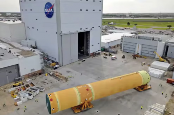 La NASA comienza a ensamblar el potente cohete de la nueva misión Artemis III